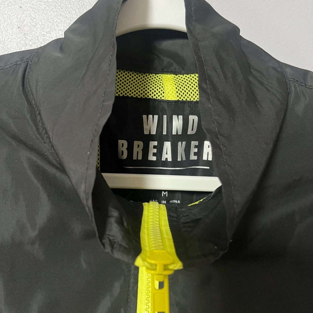 Pullover Windbreaker - Picture 2 of 3